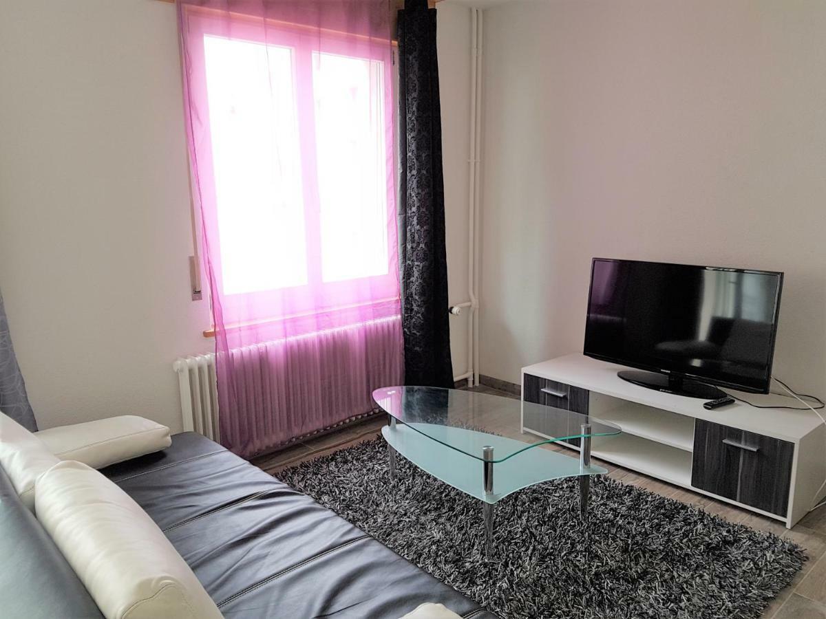 Family Friendly Apartment In The Heart Of Entrelagos Exterior foto